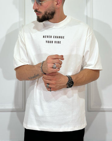 T-Shirt ONLYONE Never Change BoxyFit