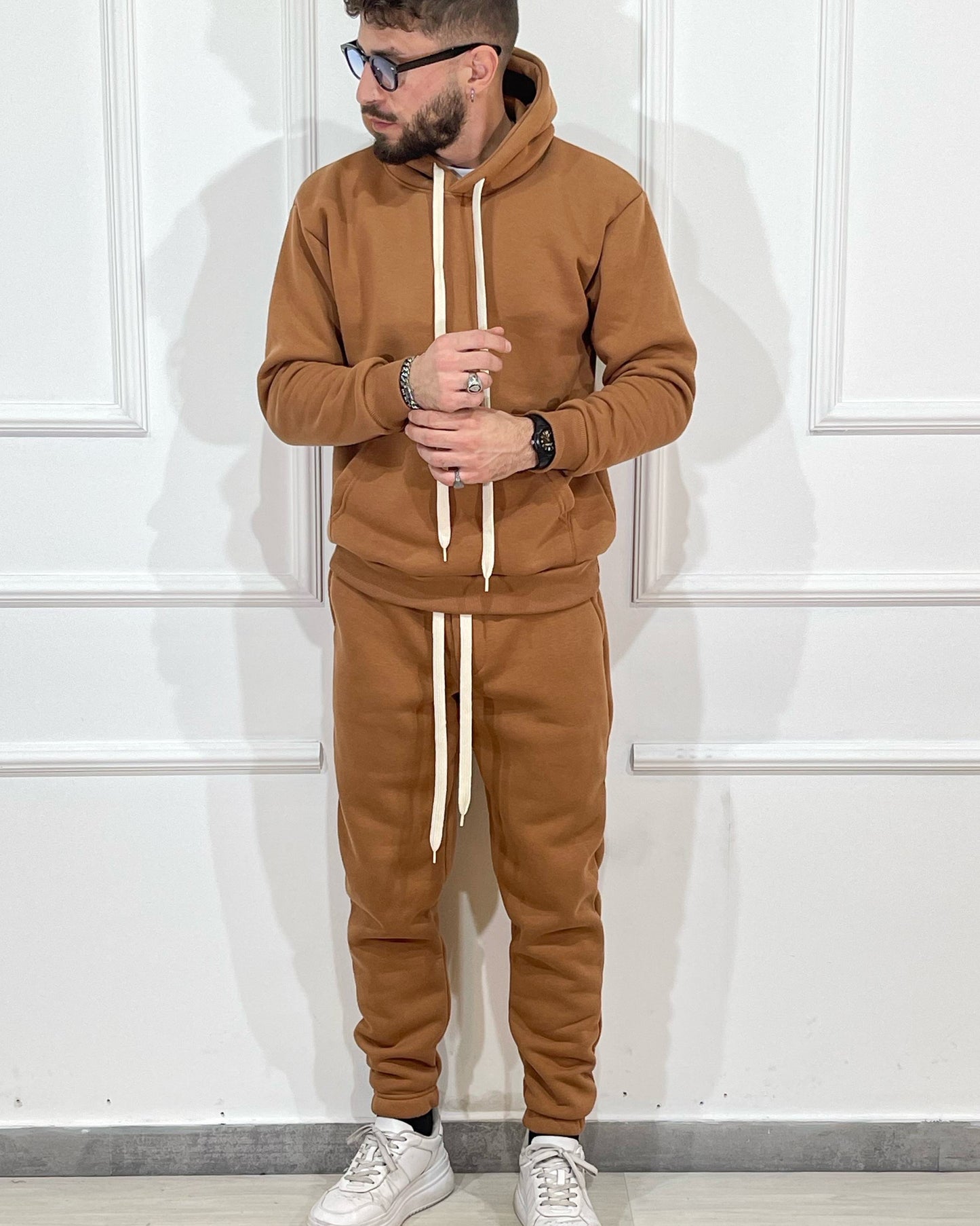 Tuta Completa ONLYONE Felpata Cammello