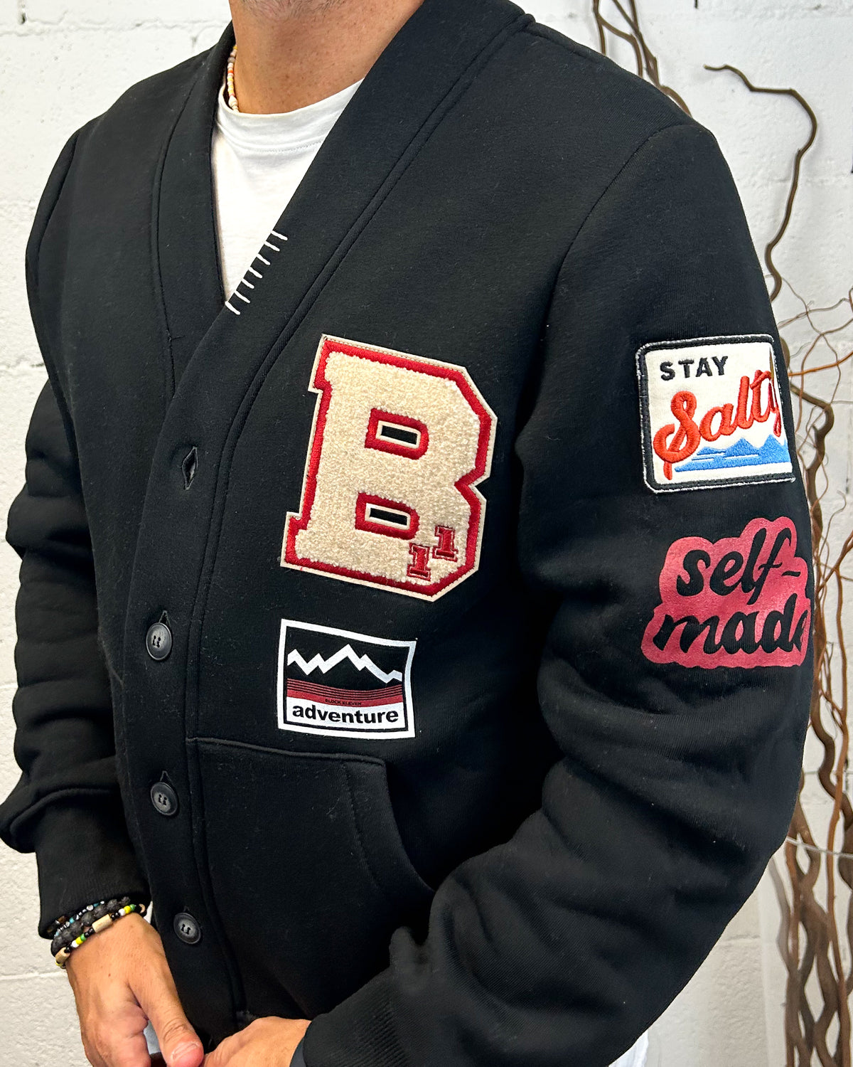 Cardigan Felpa Patch BL11 Cropped Nero